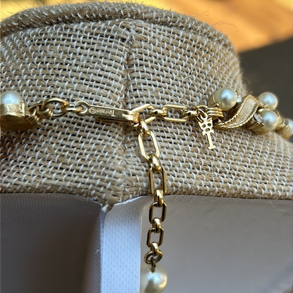 Vintage Trifari Pearl Gold Necklace. 1950’s - Picture 6 of 16